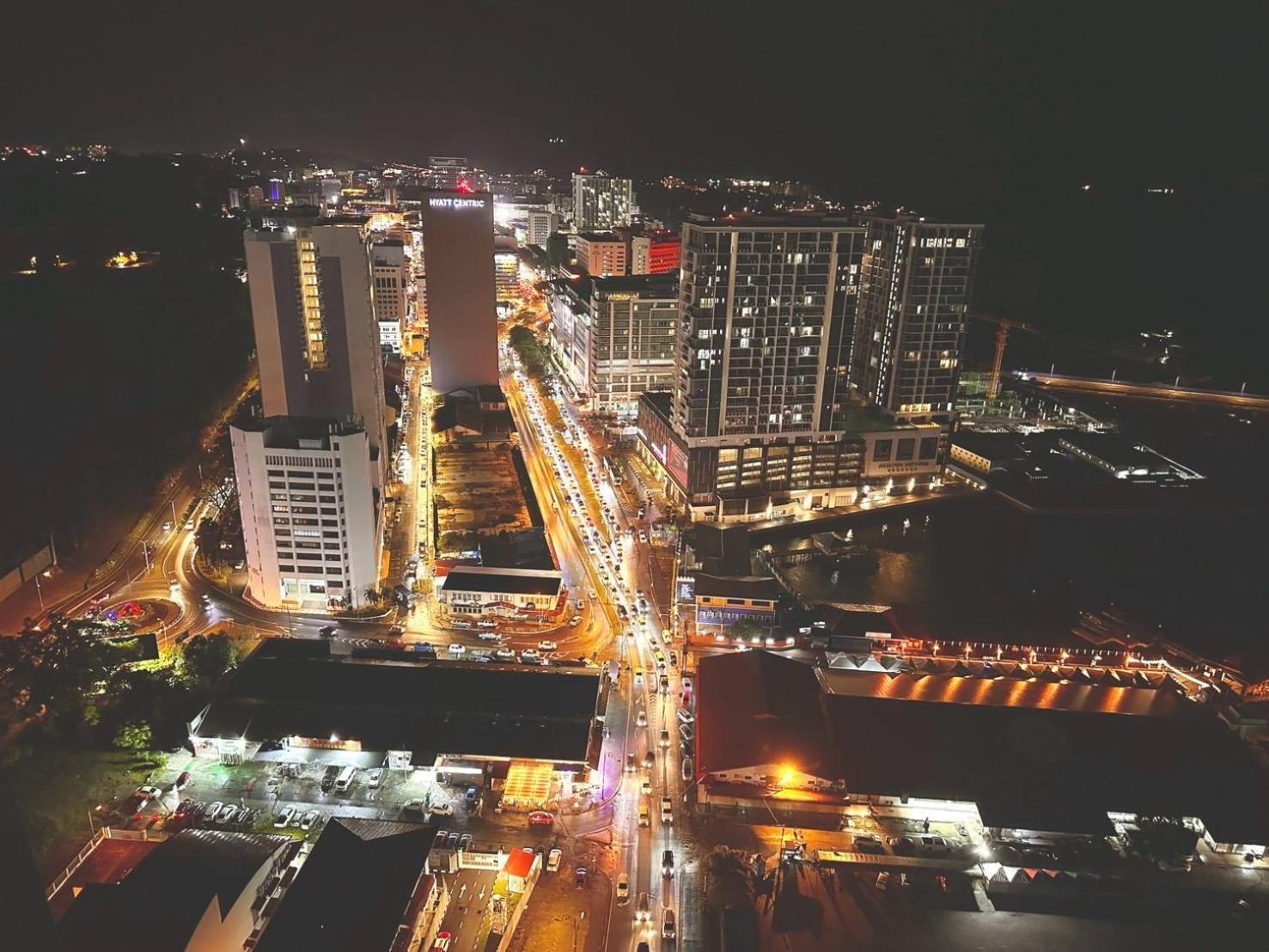 亞庇Sunset View Jesselton Quay Near Jesselton Point Near Suria Sabah Near Gaya Street公寓 外观 照片